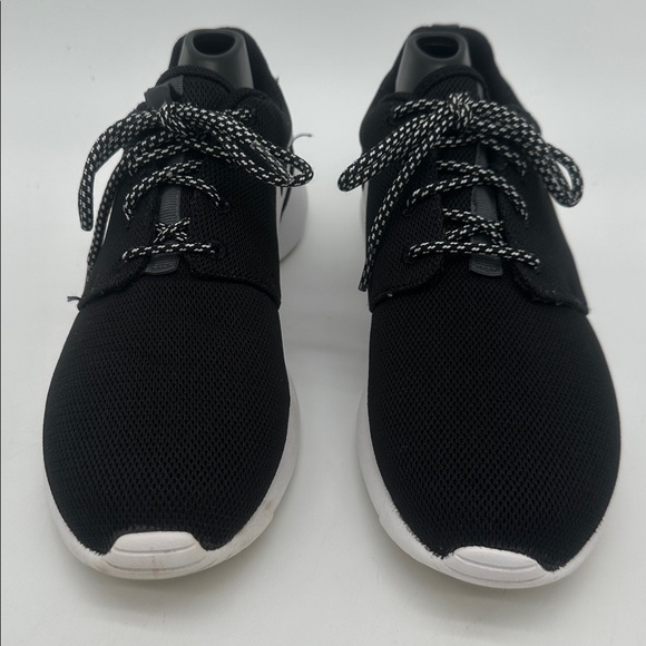 Nike Roshe One Black White Running Shoes Women’s Size 8.5 - Picture 7 of 13